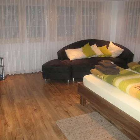 Mier Gfallt's Apartment